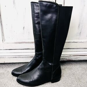 Tahari 'Ricky' Black Smooth Leather Stretchy Calf Knee High Riding Boots - Sz 8M